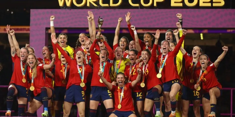 Decisão europeia terminou com vitória da 'Fúria'