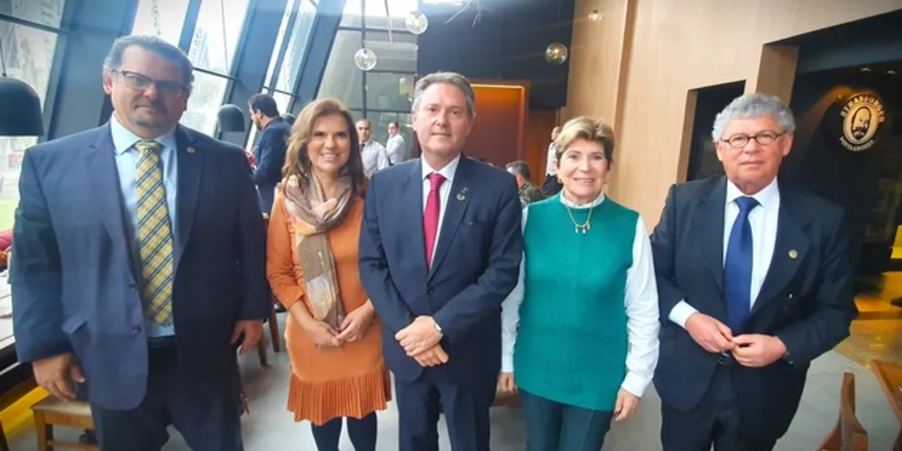 Lideranças estiveram reunidas no Hotel Vila Velha