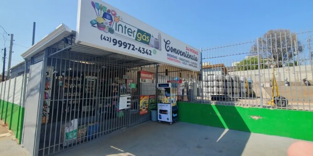 A empresa está no mercado há 5 anos e oferece atendimento de revenda de gás e conveniência 24h, disponível de domingo a domingo