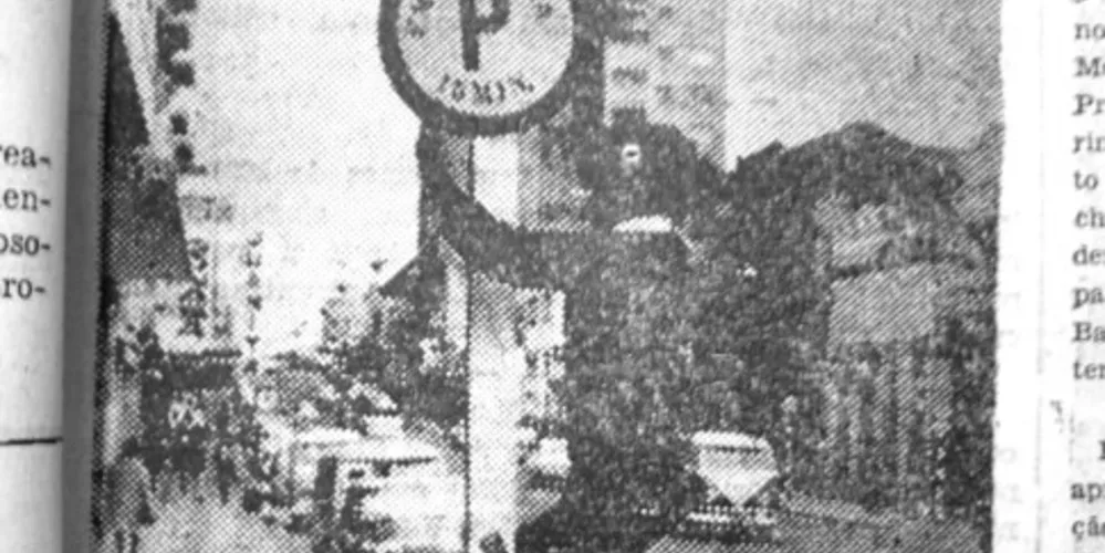 No dia 10 de julho de 1970 o JM noticiou a determinação da prefeitura de Ponta Grossa a respeito do limite de tempo para estacionamento diante das farmácias locais