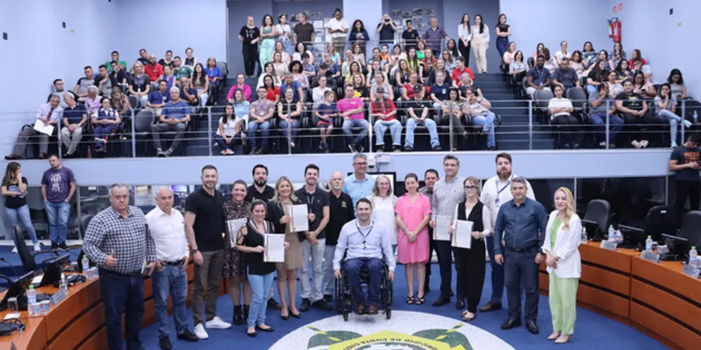 Integrantes da Fundação receberam uma moção de aplauso do Legislativo