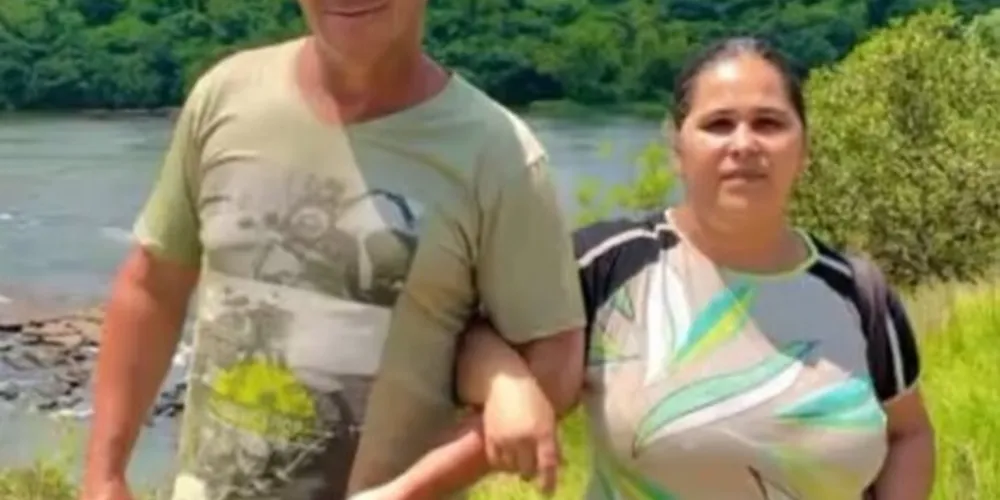 Sonival e Lurdes (foto) estavam com o filho no veículo