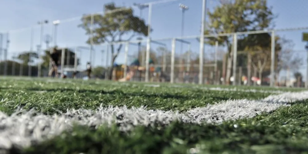 As equipes irão receber uniformes completos