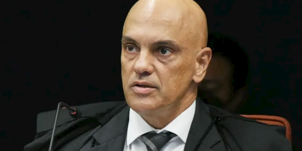Após o voto de Moraes, a sessão foi suspensa para o intervalo