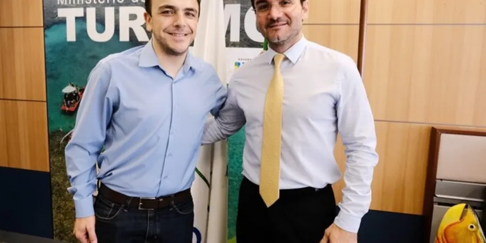 O deputado federal ponta-grossense Aliel Machado foi quem articulou em Brasília a visita do ministro