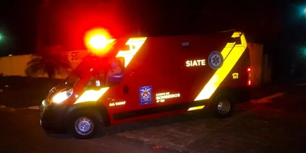 Equipes do Corpo de Bombeiros foram acionadas para atender a ocorrência