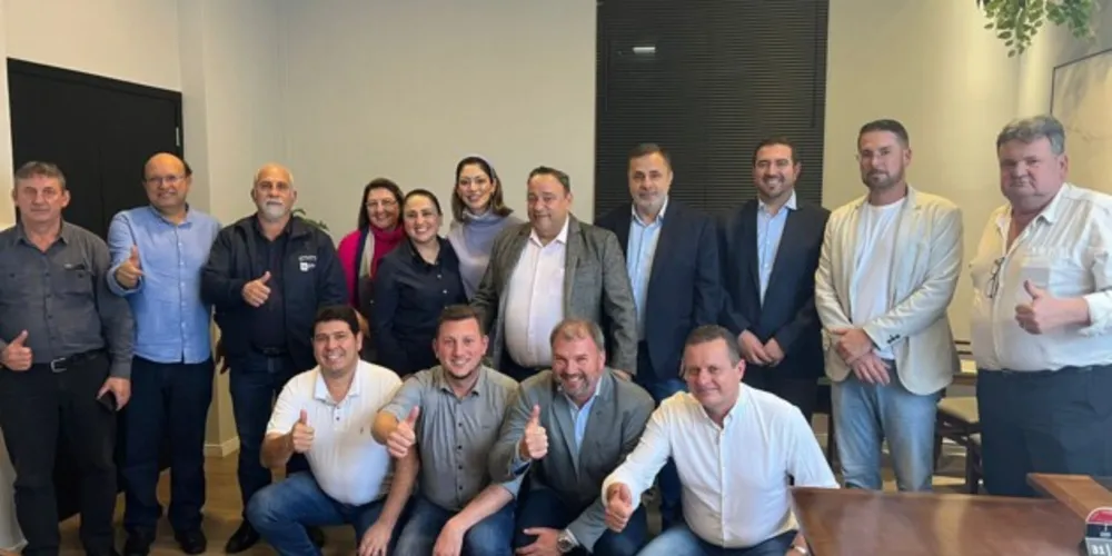 Prefeitos estiveram reunidos com o deputado Hussein Bakri nesta semana para debater prioridades