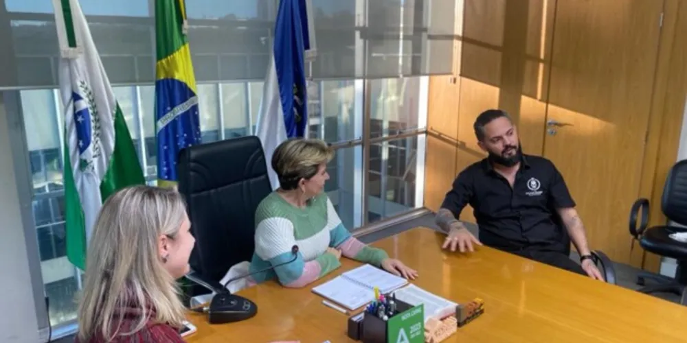 O termo de parceria com o município foi assinado pela prefeita Elizabeth Schmidt