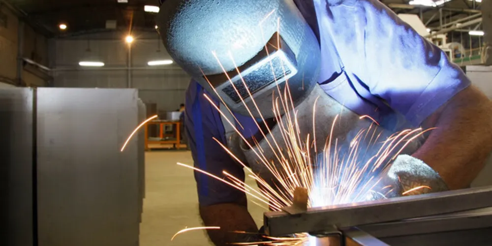 A indústria apresenta o segundo melhor desempenho na geração de emprego na cidade