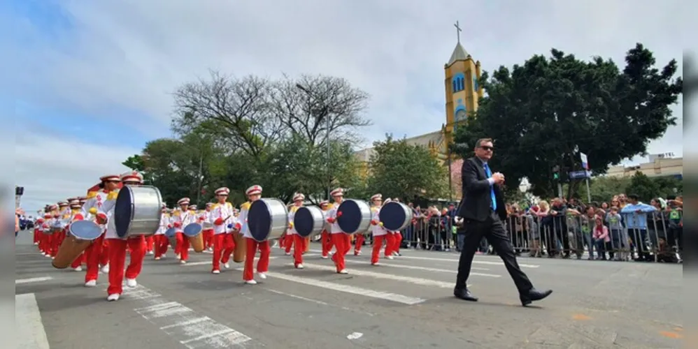 A liberação do tráfego nas vias acontece após a finalização do Desfile