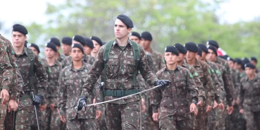 Diversos soldados participaram da cerimônia do Exército