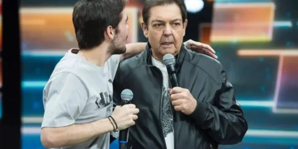 João Guilherme compartilhou uma publicação de um médico especializado