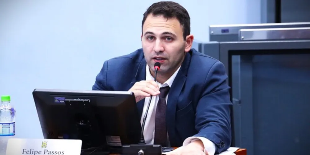 Felipe Ramon dos Passos, vereador de Ponta Grossa