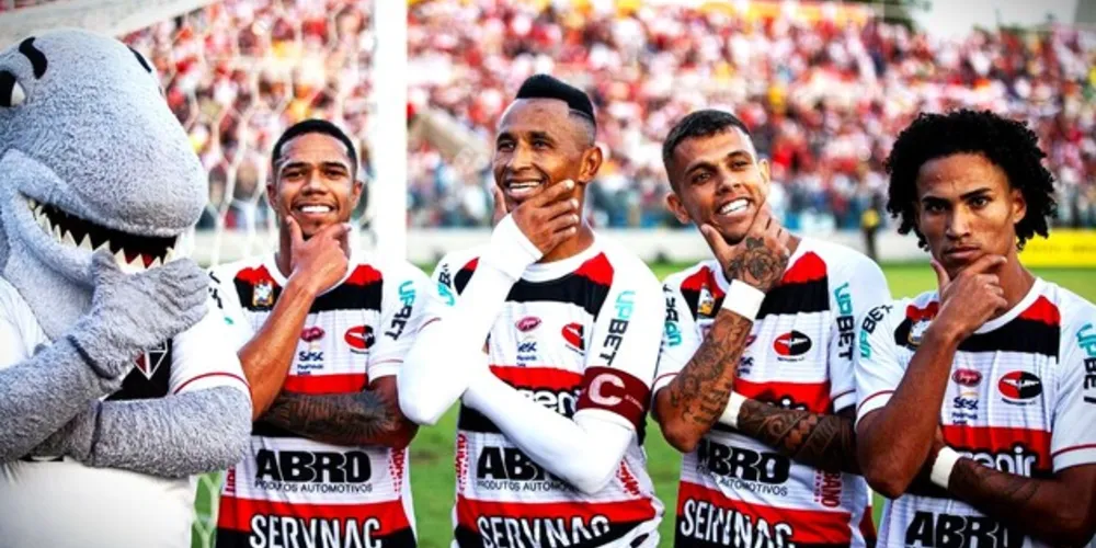 Atletas do Ferroviário celebraram o título nacional