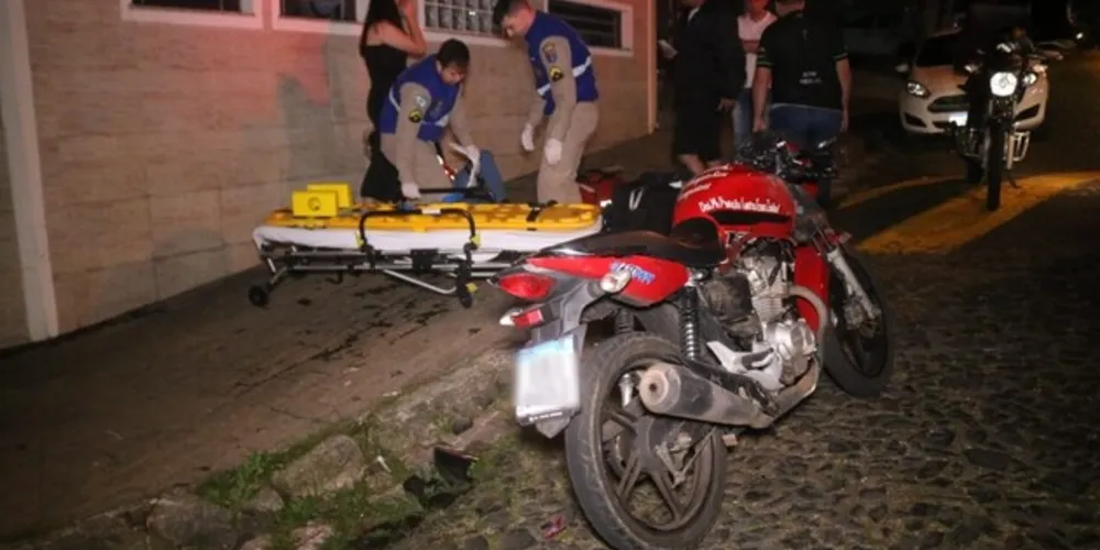 Acidente ocorreu entre um carro e uma motocicleta