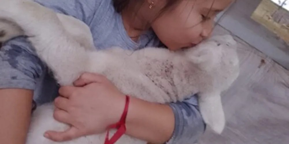 Trabalho teve ampla adesão dos educandos, que registram contato com a natureza