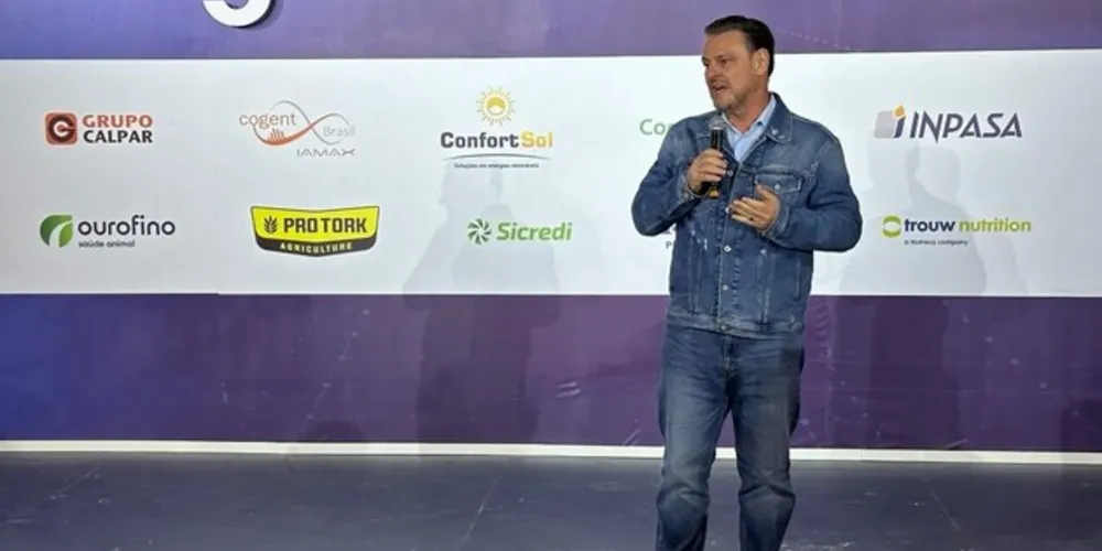 Ministro discursou na cerimônia do Agroleite