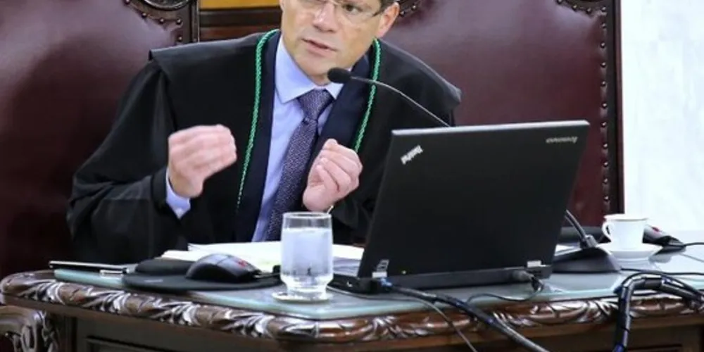 A cautelar foi concedida pelo conselheiro Ivens Linhares, em 7 de agosto