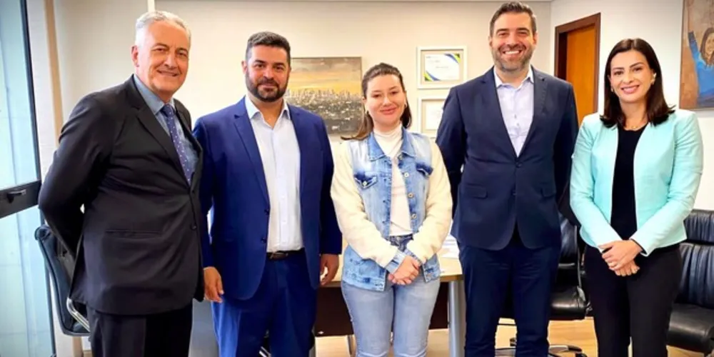 Vereadora Joce Canto e outras lideranças políticas