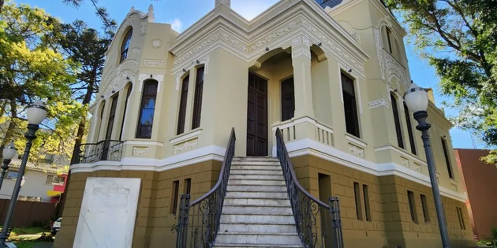 Mansão Vila Hilda, no Centro de Ponta Grossa, abrigará o museu