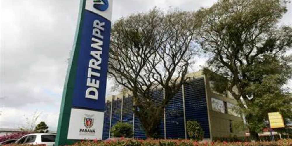 O tema da campanha no Paraná é "não seja um perigo no trânsito"