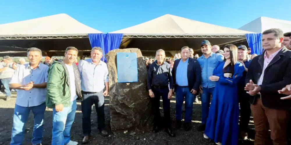 Cerimônia de lançamento da pedra fundamental ocorreu nesta quinta (15), com presença de lideranças