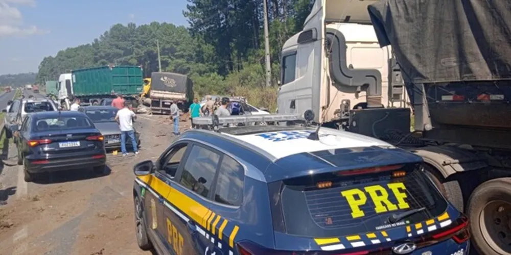 Grave acidente aconteceu num trecho de alta velocidade na BR-376