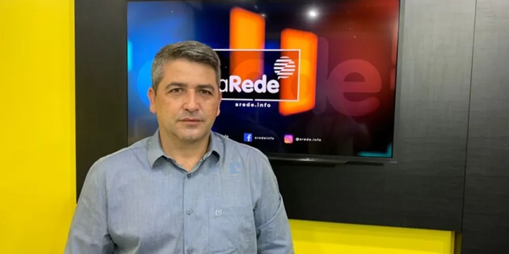 Ambos os projetos são de autoria do vereador Pastor Ezequiel.