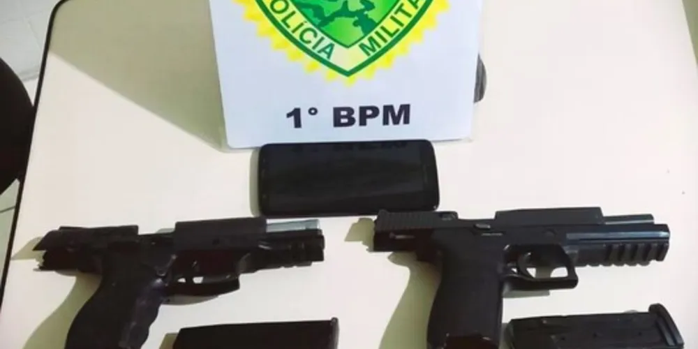 Armas foram apreendidas pelos policiais militares