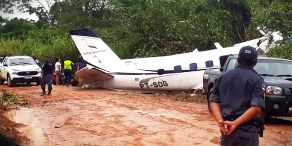 Aeronave do modelo Bandeirante levava 12 turistas a bordo