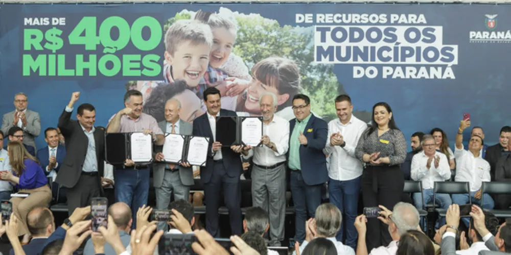 Governador do Paraná e outras lideranças do Estado