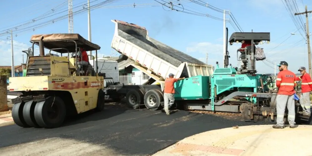 Obras de pavimentação têm investimentos de R$ 8 milhões
