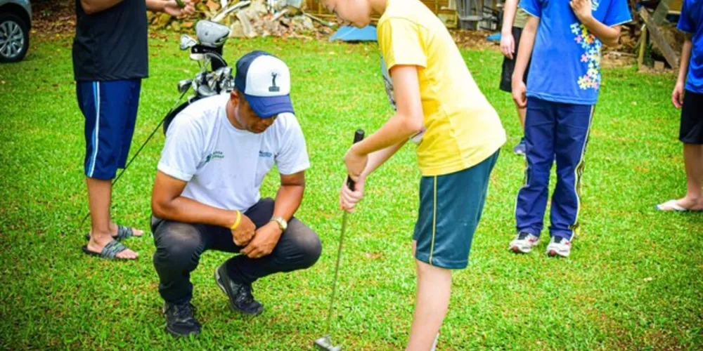 As aulas acontecem nas quartas e sextas-feiras, das 13h30 às 15h30