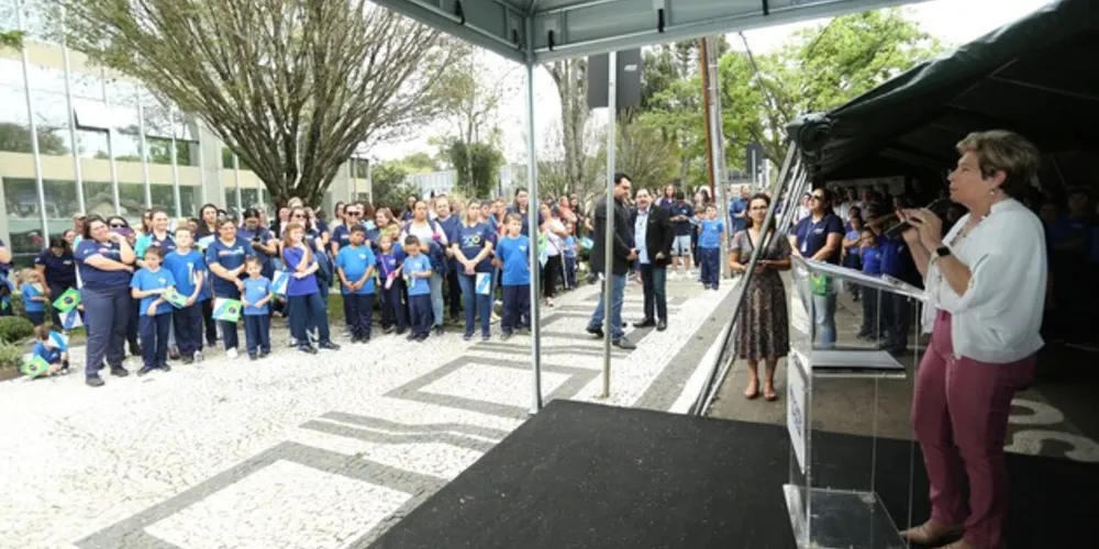 O evento foi realizado em frente à Prefeitura de Ponta Grossa