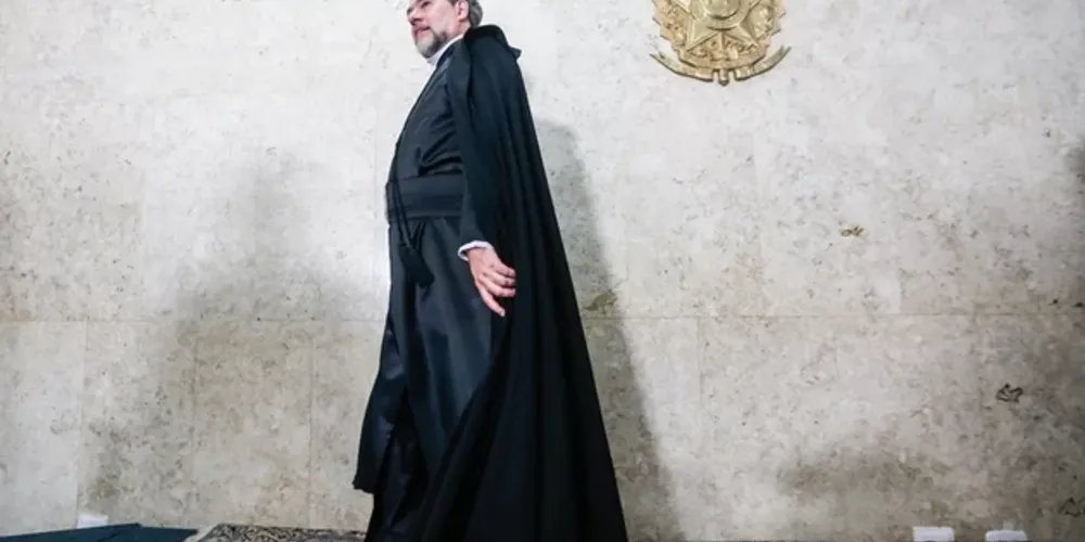 Dias Toffoli ainda intimou a Advocacia Geral da União para que o órgão apure possíveis ilegalidades