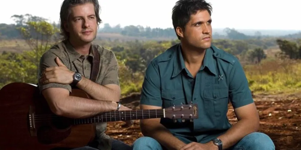 Victor e Leo voltam a ser parceiros de palco