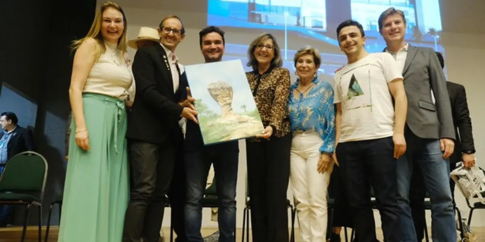 Entrega do pacote de investimentos foi feita na sede da Acipg