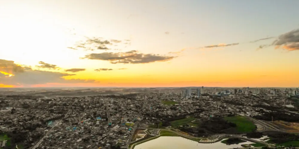 Vista aérea do Lago de Olarias, em Ponta Grossa