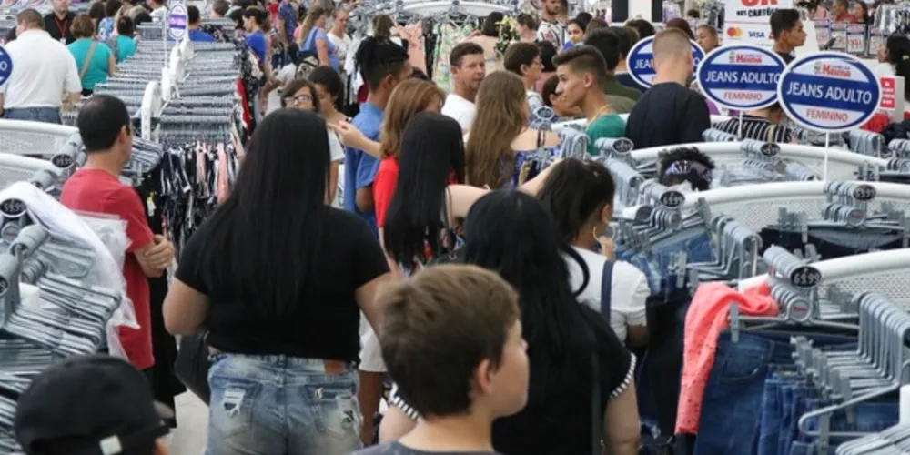 Varejo paranaense tem crescimento de 1,26% no primeiro semestre do ano