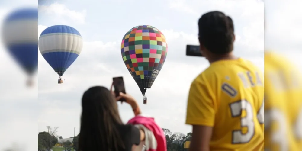 Voos iniciaram neste sábado no Centro de Eventos