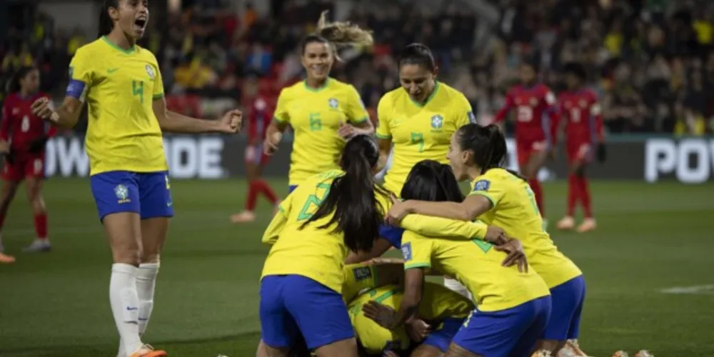 Brasil goleia o Panamá e estreia com vitória na Copa do Mundo Feminina