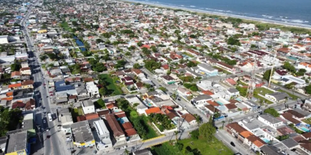 A Secretaria de Estado do Planejamento (SEPL) criou a ferramenta, atualizada em tempo real, a partir de estudos do corpo técnico do Instituto Paranaense de Desenvolvimento Econômico e Social (Ipardes)