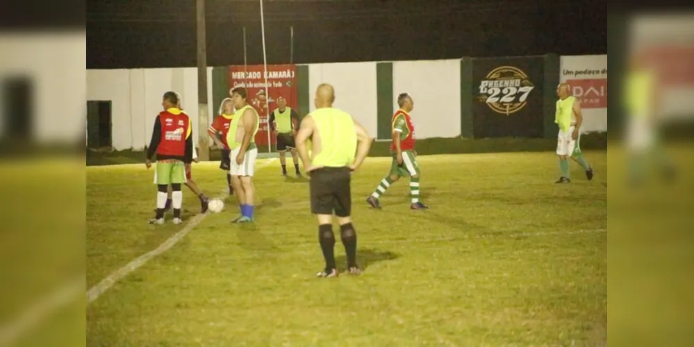 A partida que marca a estreia da iluminação será contra um time de masters do Coritiba