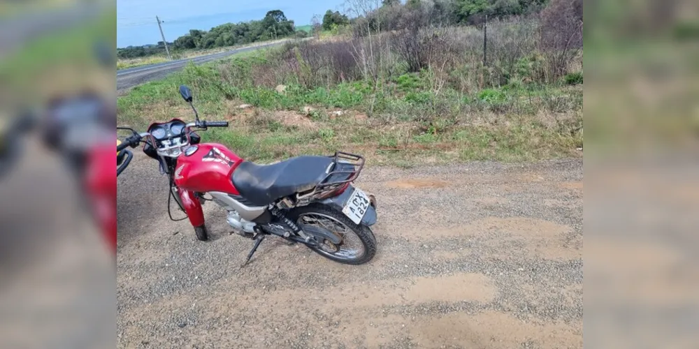 Moto Honda CG Titan colidiu com um Renault Logan