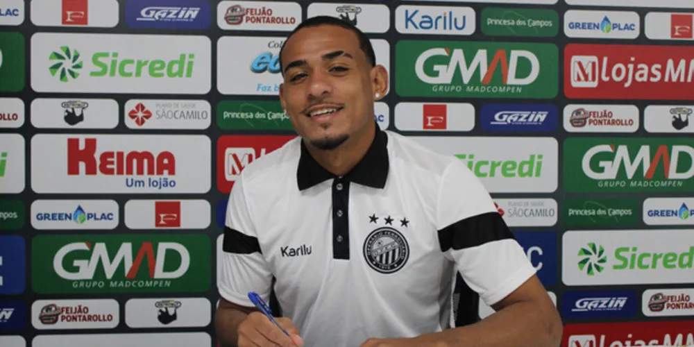 Revelado na base do Fantasma, o jogador foi promovido no final do ano passado e ganhou espaço no elenco profissional no início desta temporada