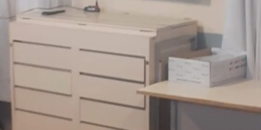 Alunos foram à biblioteca para assistir ao conteúdo