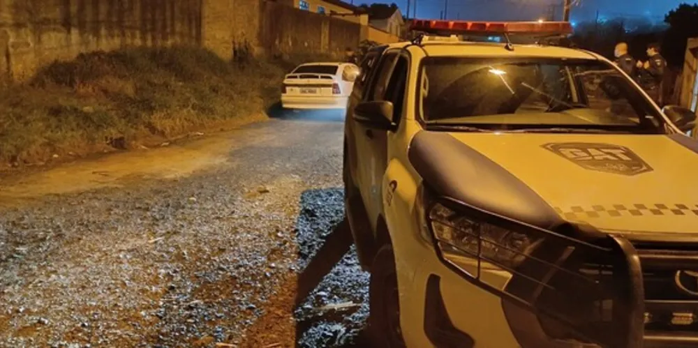 Um dos carros furtados foi localizado na rua Visconde de Porto Alegre