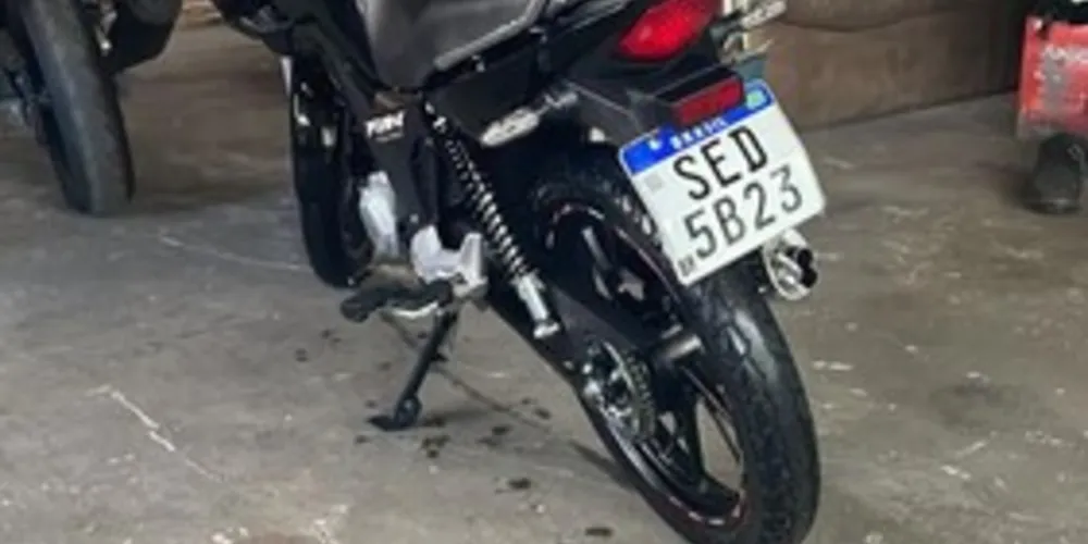 Moto Honda CG Fan foi furtada na noite desta quinta