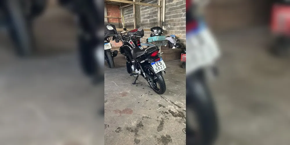 Moto Honda CG Fan foi furtada na noite desta quinta