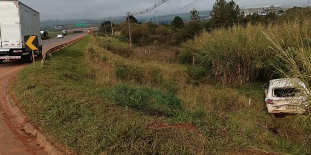 Colisão foi próxima do acesso secundário de Ponta Grossa